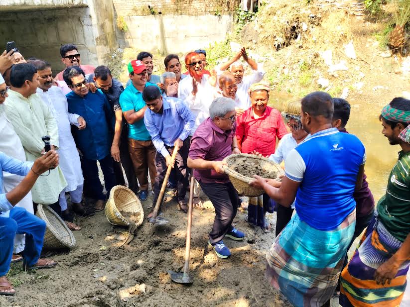 Boiragir Khal re-excavation begins in Rajshahi, 20,000 families to benefit