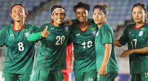 Bangladesh women's football team reach Bangkok safely
