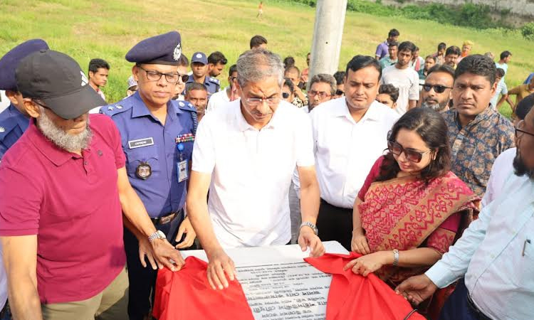 Anee inaugurates canal re-excavation in Munshiganj