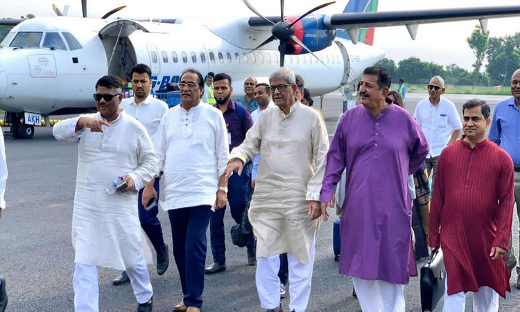 Two ministers arrive in Rajshahi on official visit