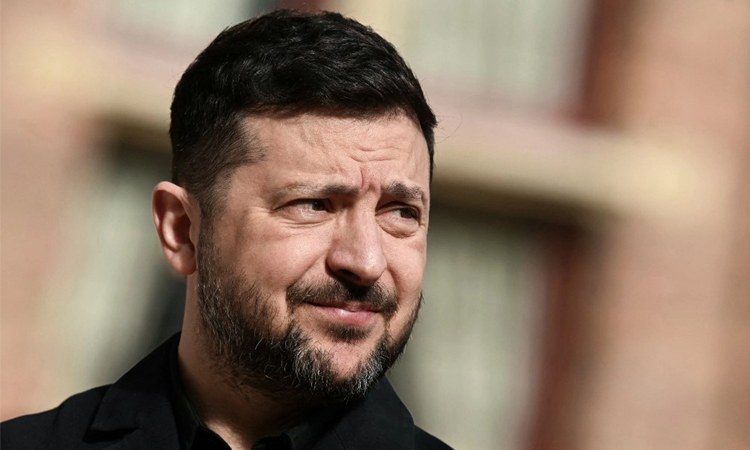 Zelensky says expects Trump envoys in Ukraine in coming weeks     