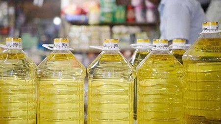 1,500 litres of edible oil seized in Patenga