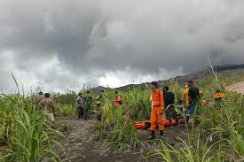Indonesia rescuers find hikers' bodies after volcanic eruption