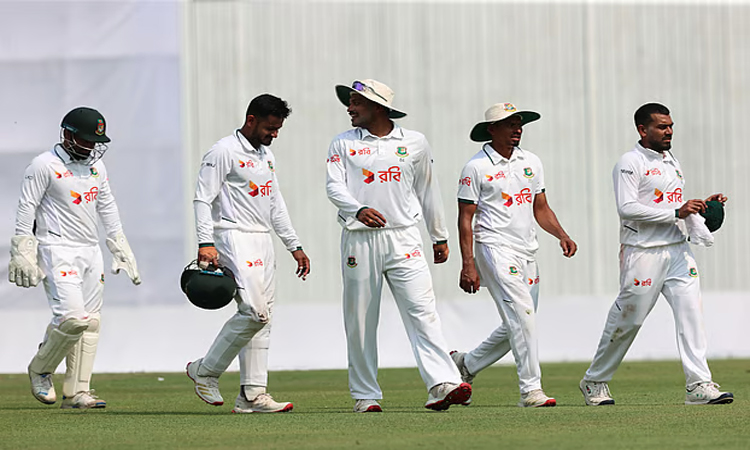 Pakistan 116-3 at tea despite Bangladesh's fightback 