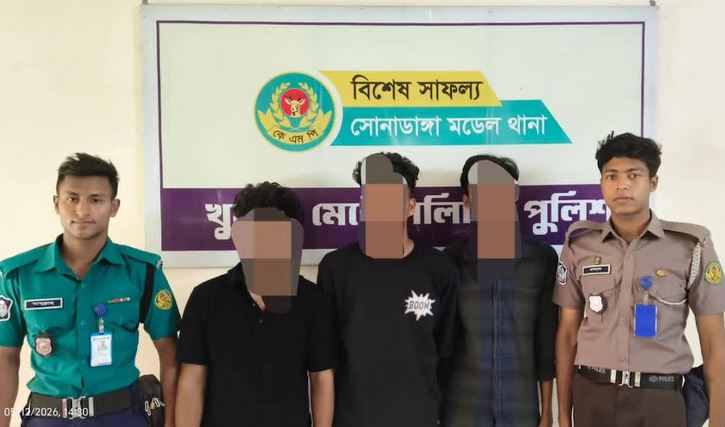 3 juvenile gang members arrested in Khulna