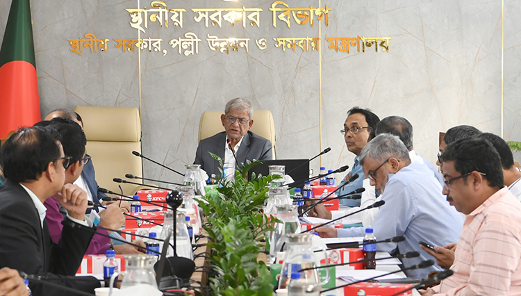 Development projects must be completed within stipulated time: Fakhrul