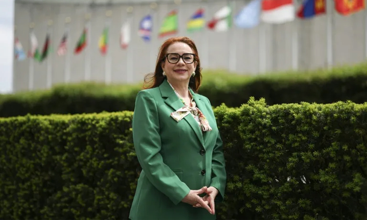 A woman UN leader is 'historical justice,' says Ecuadoran contender for top job