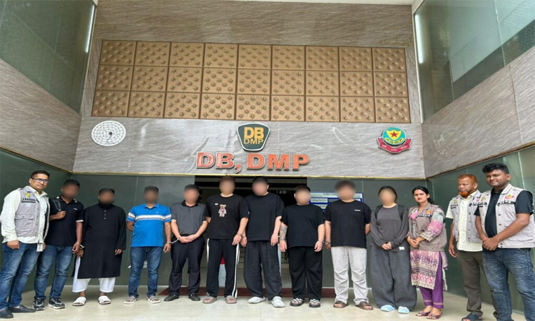 9 held, including 6 Chinese nationals, over online gambling, cyber fraud in capital