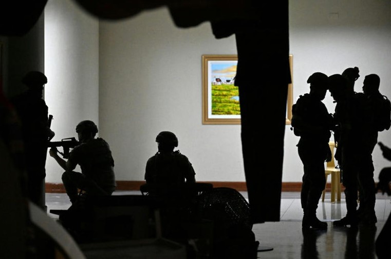 Ex-Philippine drug war enforcer flees Senate refuge