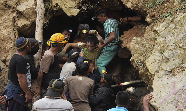 Indonesia mine landslide kills nine