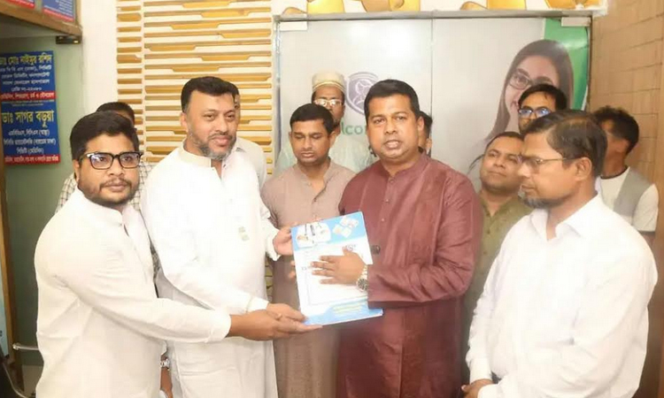 Ctg DC stands by measles infected child Jaya, waives outstanding bills