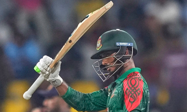 Tanzid debuts as Bangladesh sent to bat first in 2nd Test