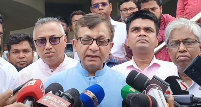 Leather industry still a promising sector: Muktadir