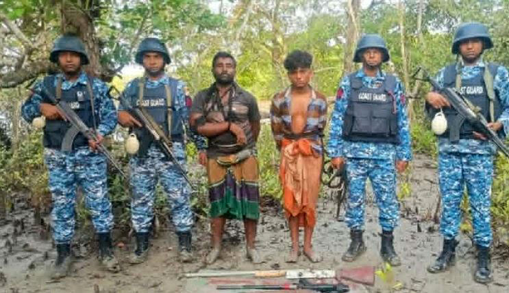 2 of Karim Sharif gang held in Sundarbans