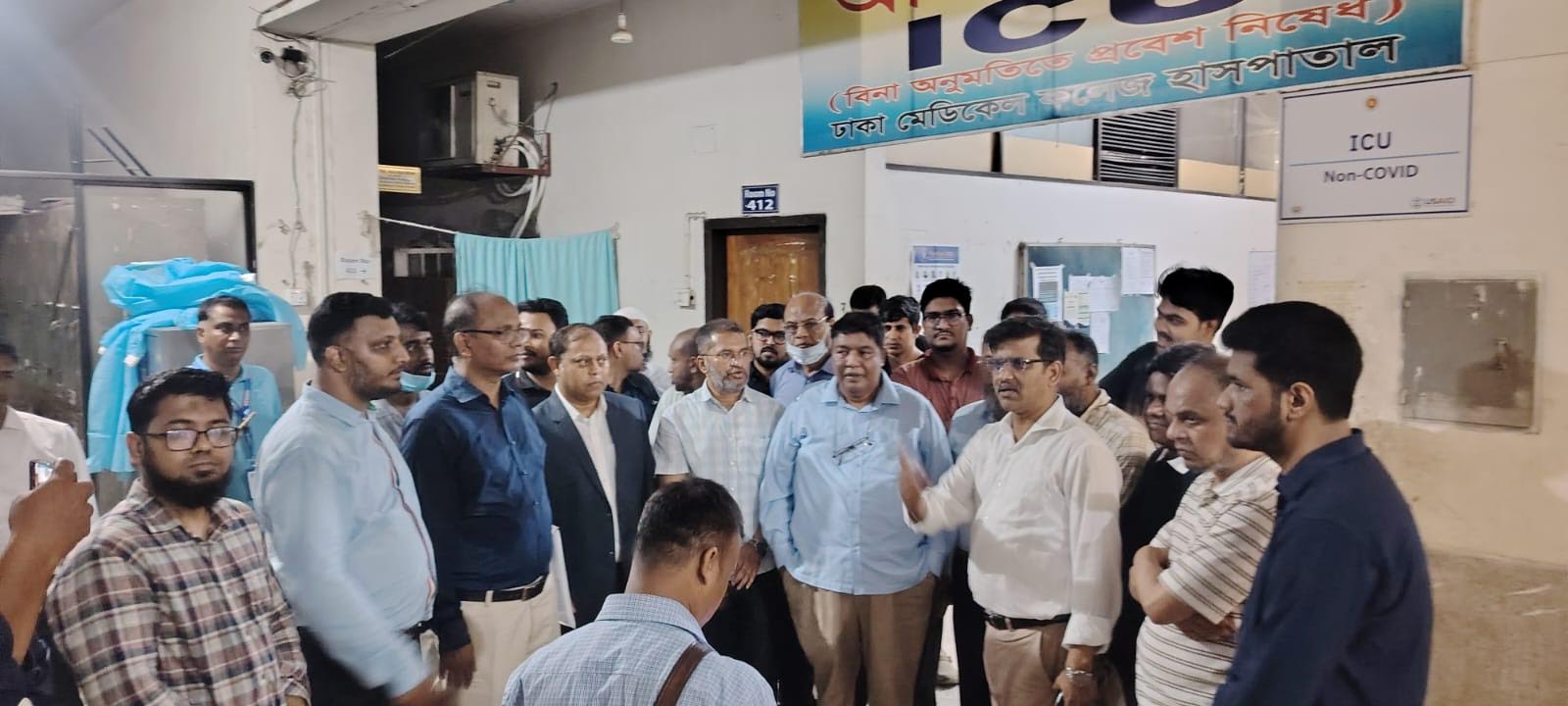 ZRF delegation visits injured doctor at DMCH, assures support