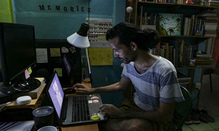 Lights out for Cuban students as blockade bites