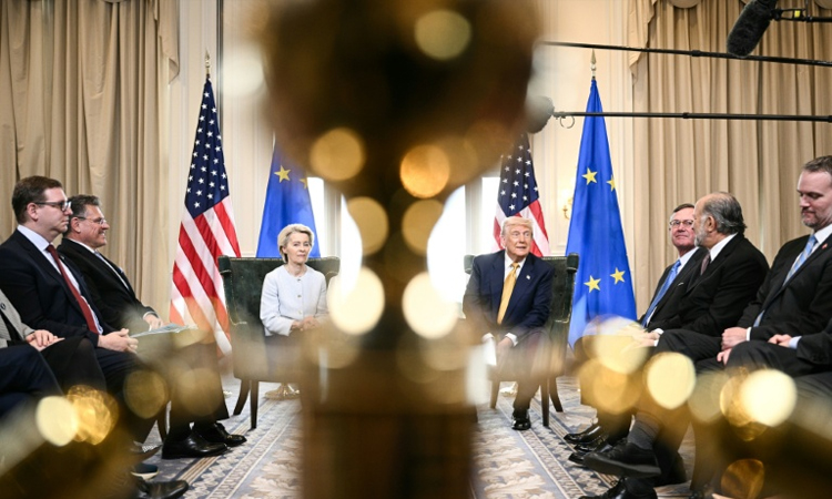 Under Trump pressure, EU eyes deal to end trade standoff