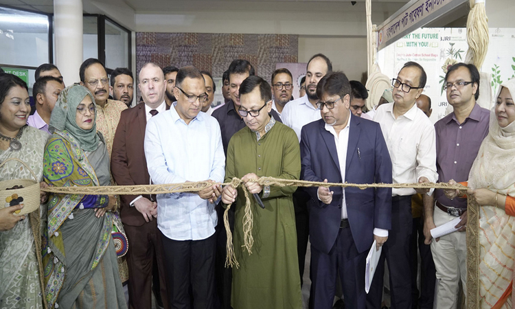 Commerce, Industries and Textiles and Jute Minister Khandakar Abdul Muktadir today inagurated the program. Photo: PID