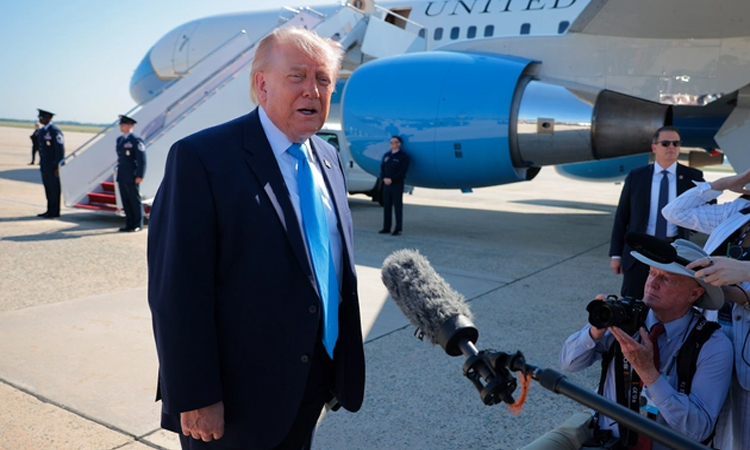 Trump says will speak with Taiwan leader
