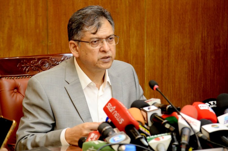 Govt wants Sheikh Hasina back through legal procedure: Salahuddin