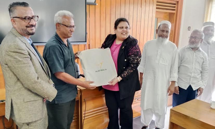 Australian High Commission delegation meets KUET VC