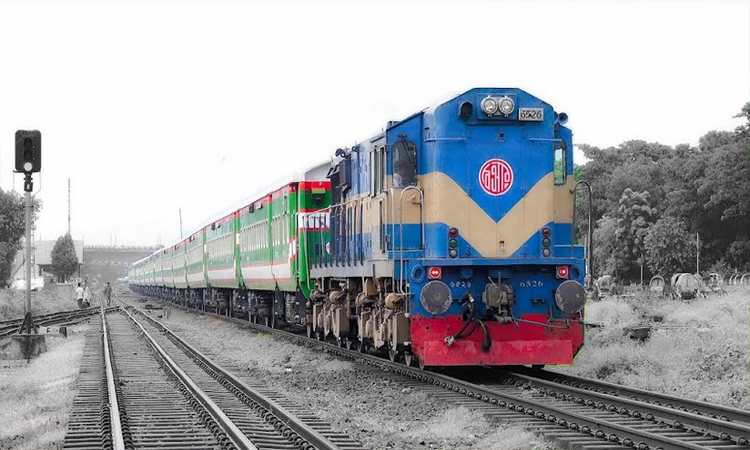 Extra coaches to be added to 9 WZ trains for Eid travel 