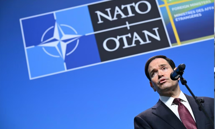 NATO ministers sound out US on Trump's 'confusing' troop moves