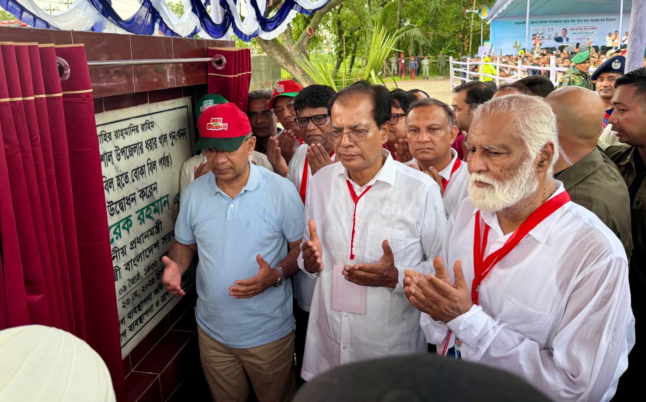 PM inaugurates Dharar canal re-excavation in Trishal 