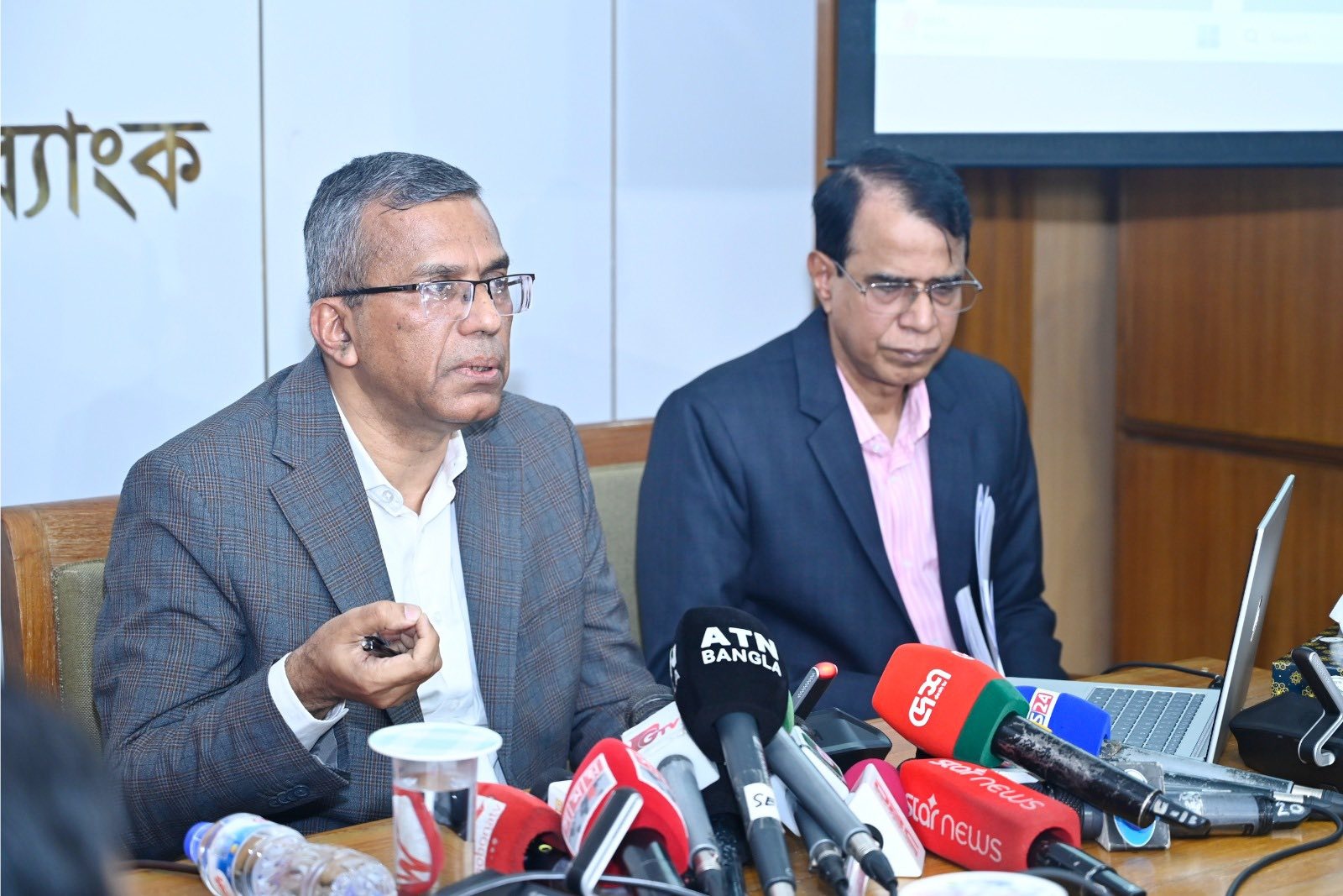 BB unveils Tk 60,000cr stimulus package to revive closed industries