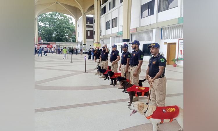 DMP deploys K9 unit at Kamalapur Railway Station to ensure safe Eid travel