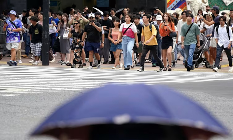 Japan population sees record five-year drop: census