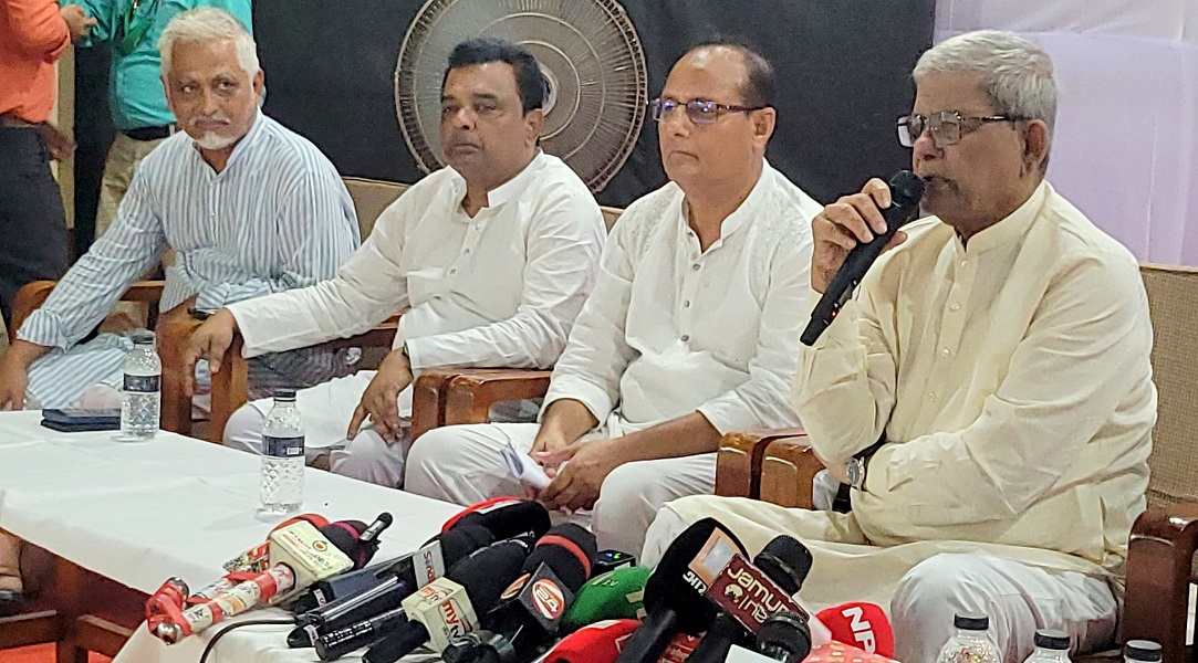 Fakhrul urges journos to remain united to protect their rights