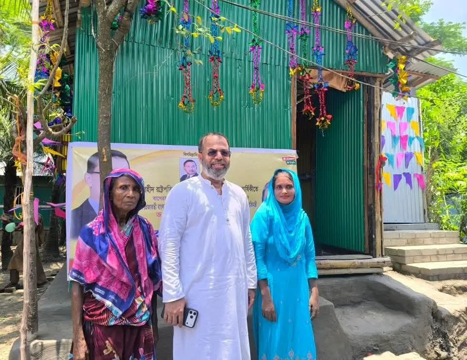 State Minister Farid gifts house to homeless woman in Mongla