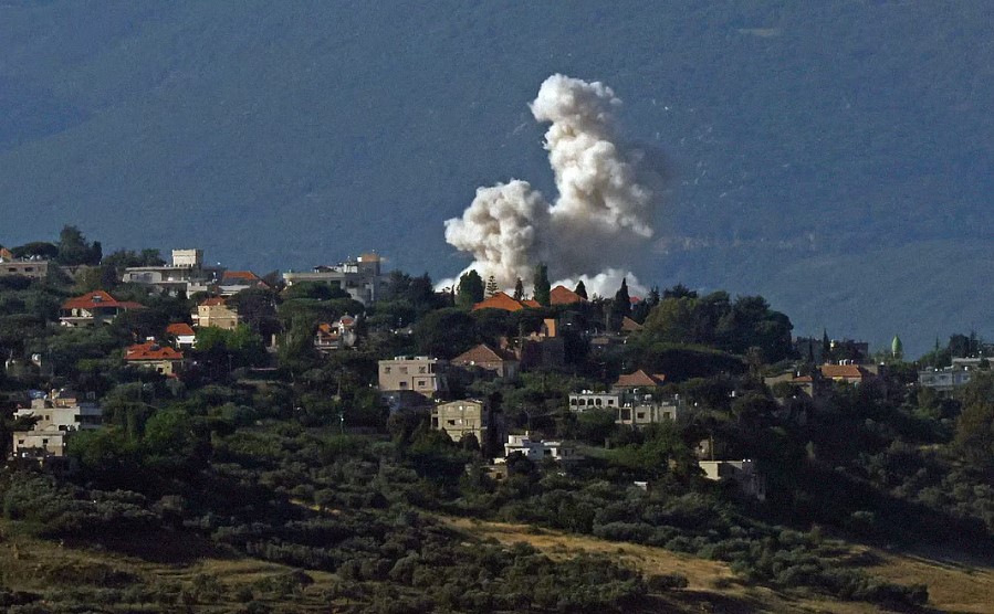 Hezbollah needs to cease attacks first: US official