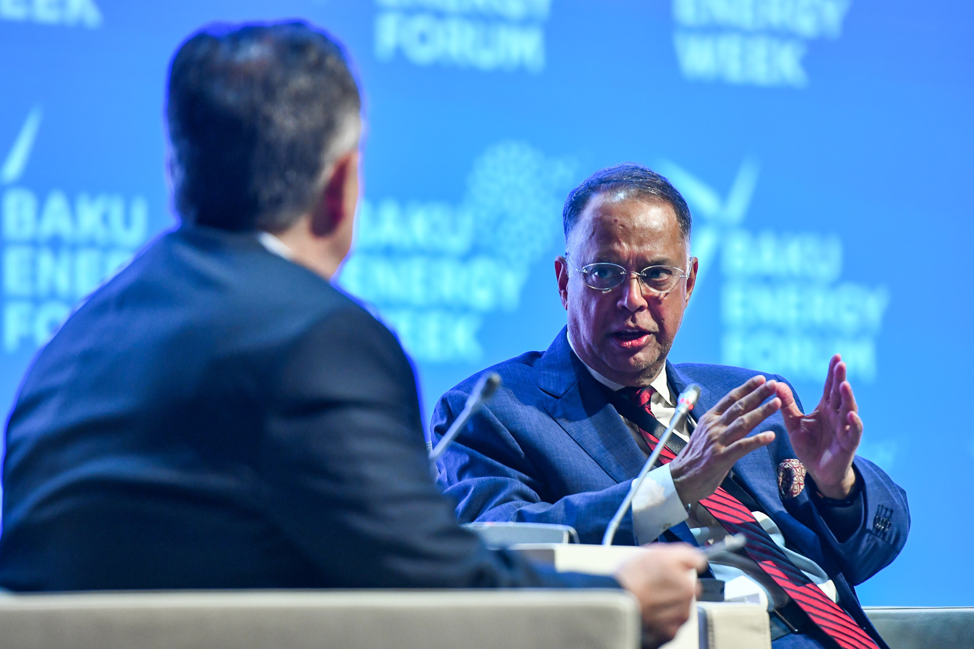 Bangladesh seeks foreign investments in D-8 energy forum 