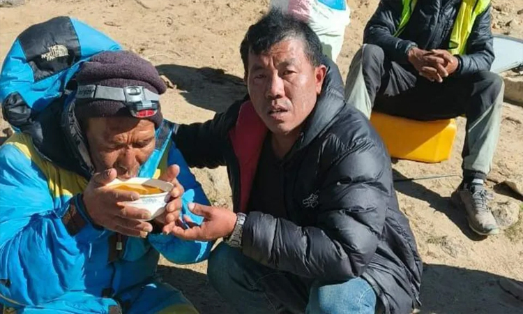 'I thought I would perish': Everest survivor recounts ordeal