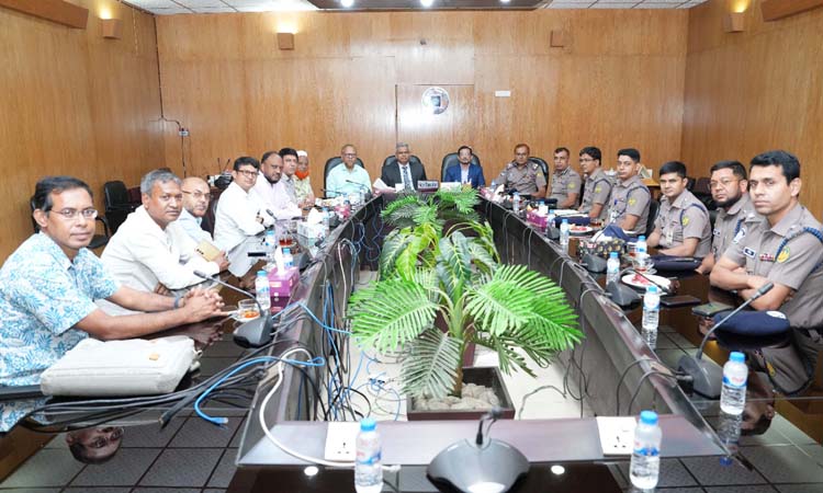 RMP Commissioner pays courtesy call on RU VC