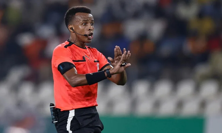 Somali referee is dropped from World Cup after turned back at US border