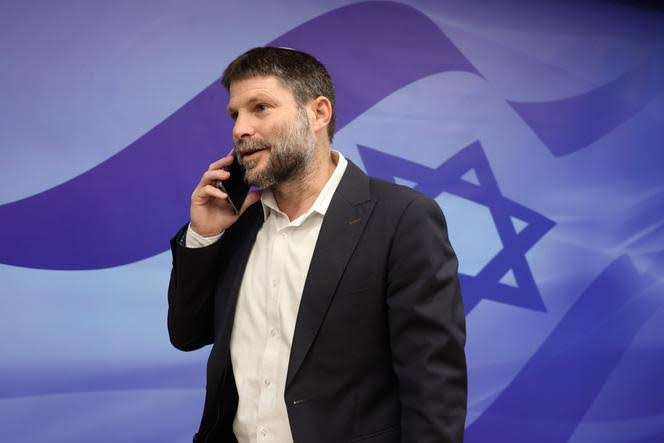 Israel minister Smotrich banned from France