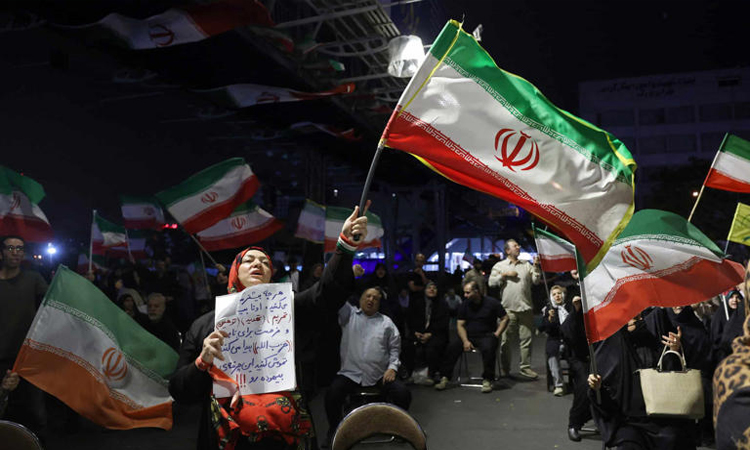 Iran says hasn't reached a final decision on deal with US