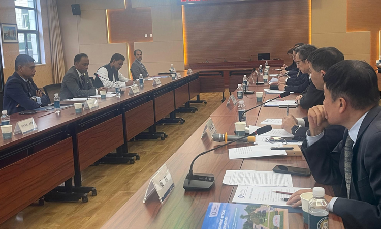 Kayser seeks Chinese investment in Kunming–Chattogram road link