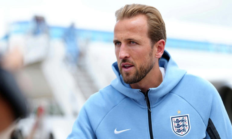 Kane hails England preparation as squad arrives at base camp