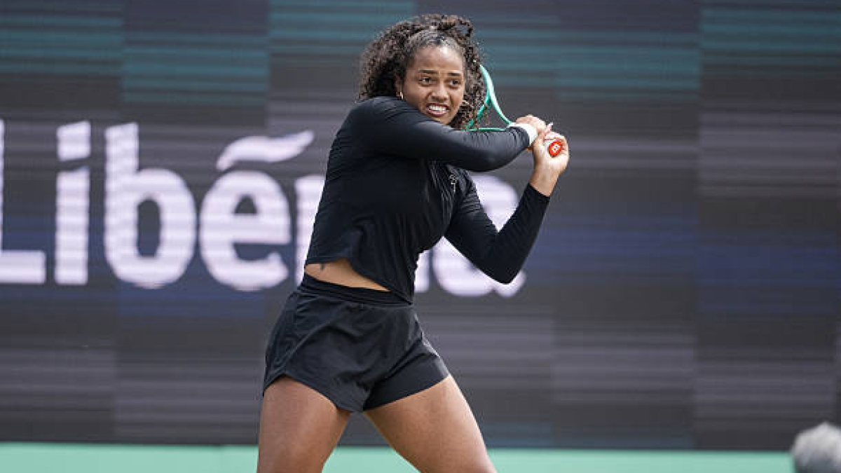 Montgomery wins first WTA title as Krejcikova retires