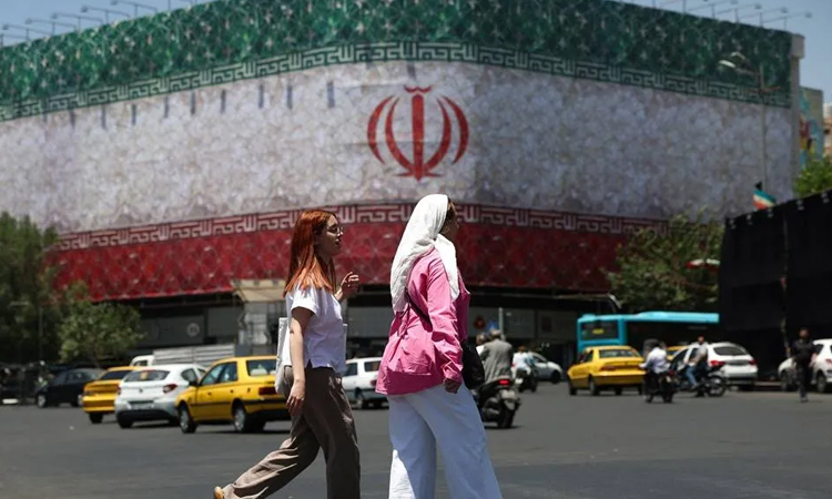 China says welcomes US-Iran deal, commends Pakistan mediation