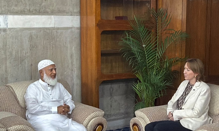 Australian high commissioner calls on opposition leader