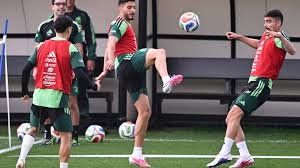 Mexico, Korea eye World Cup knockout berths