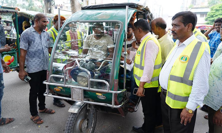 RCC issues public notice stating auto-rickshaw fares have not increased