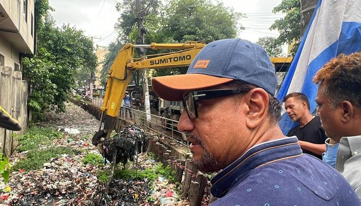 Citizens must act responsibly to end waterlogging in Ctg: City Mayor
