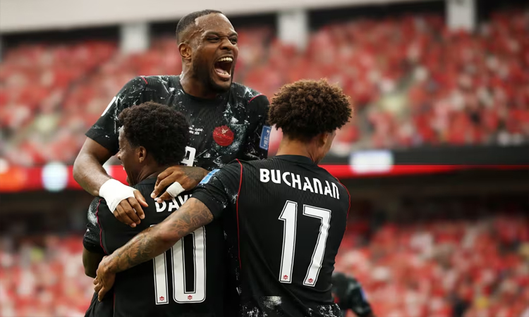 Co-hosts Canada thump nine-man Qatar at World Cup