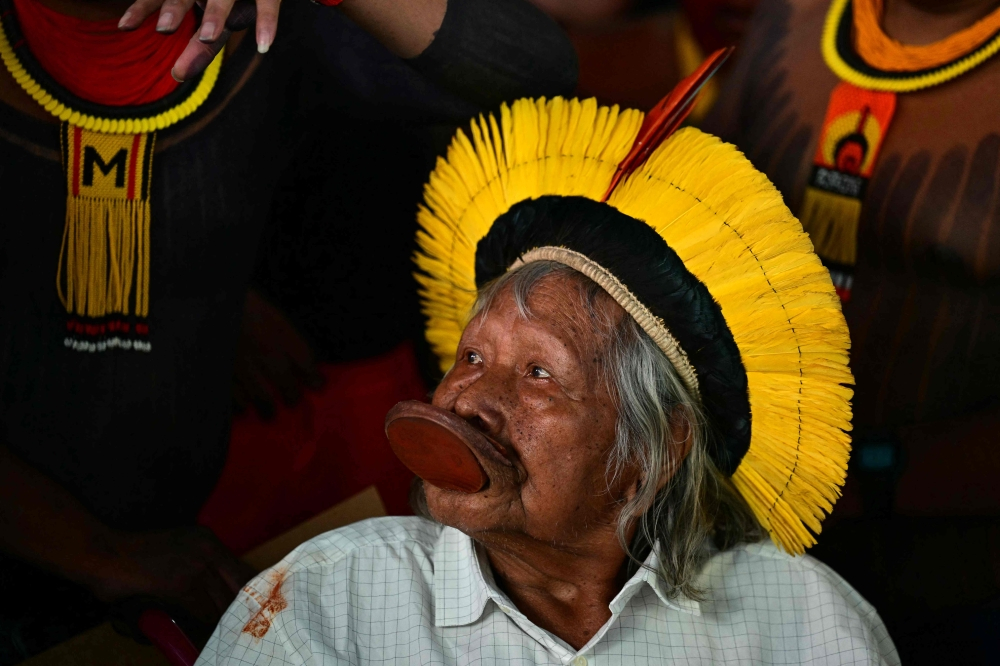Brazil's Amazon defender Raoni undergoes intestinal surgery